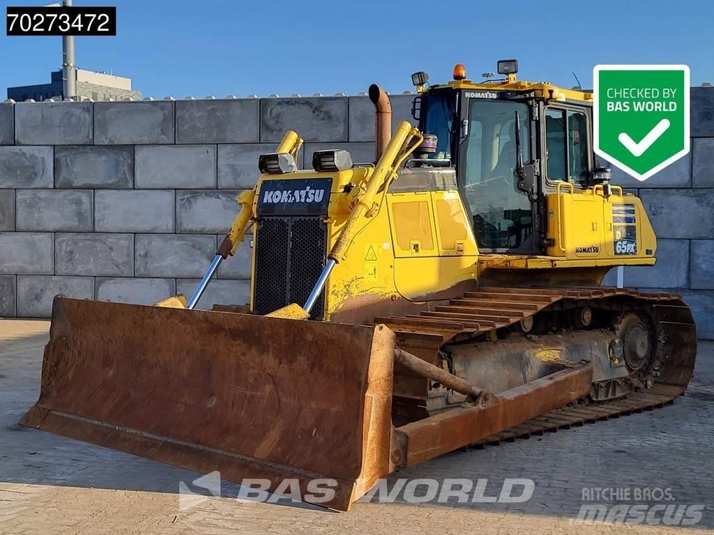 Komatsu D65 PX -18 Buldozer sobre oruga