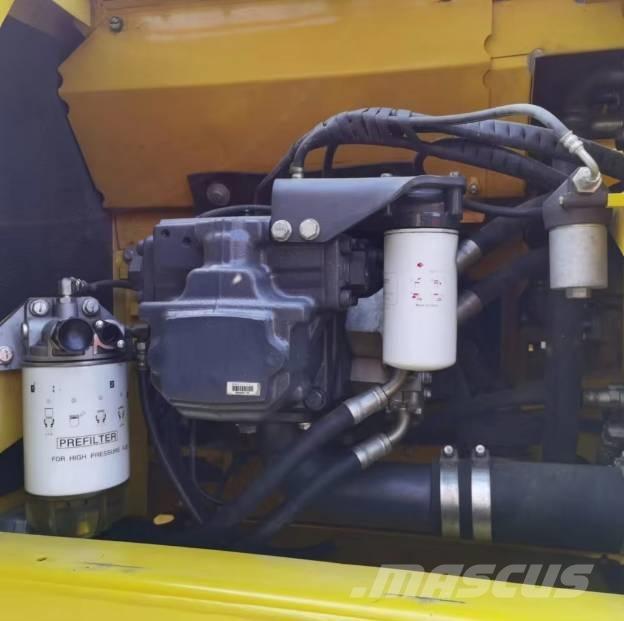 Komatsu PC220-8 Excavadoras de cadenas