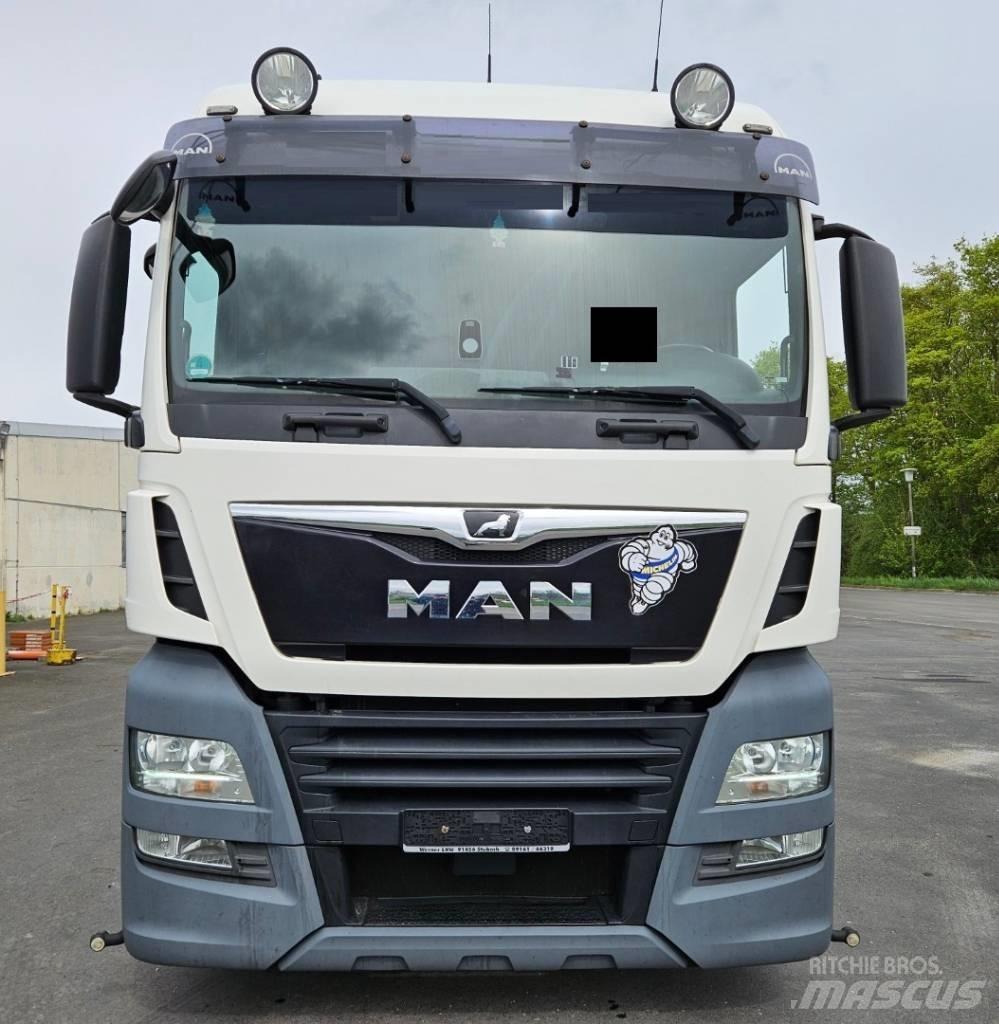 MAN TGX 18.360 4x2 Camiones caja cerrada
