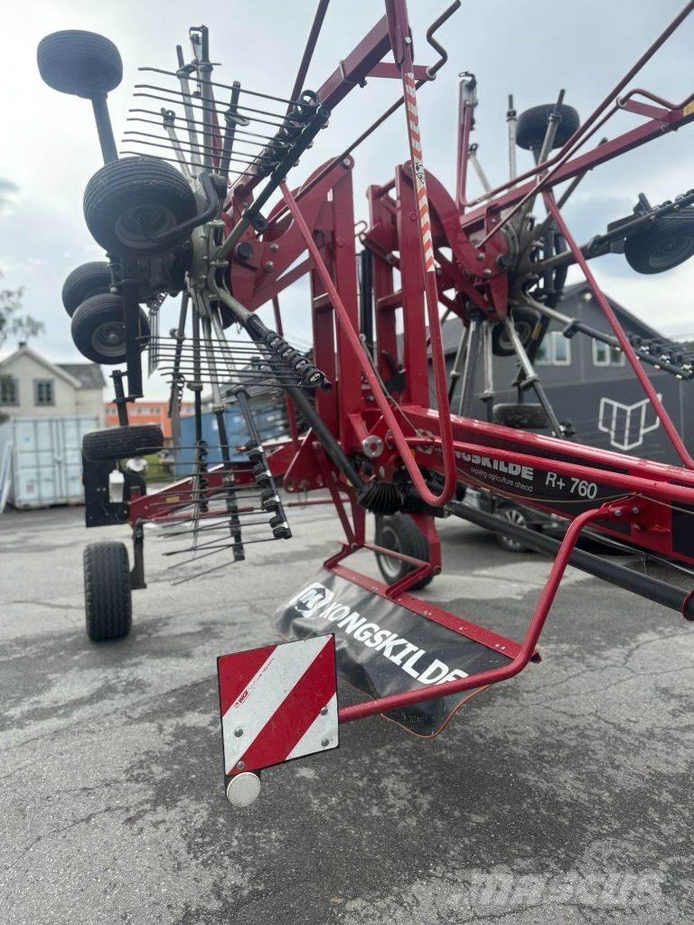 Kongskilde R+760 Rastrillos y henificadores
