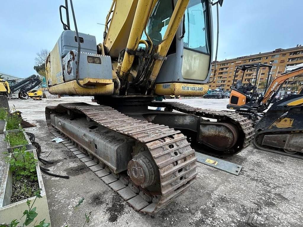 New Holland E215B Excavadoras especiales