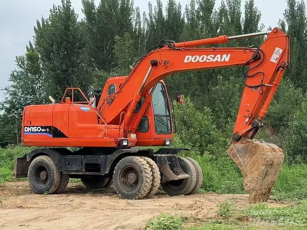 Doosan DH 150 W-7 Excavadoras de ruedas