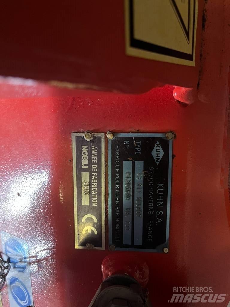 Kuhn TB 211 Segadoras y cortadoras de hojas para pastos