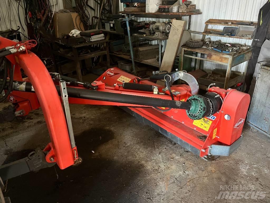 Kuhn TB 211 Segadoras y cortadoras de hojas para pastos
