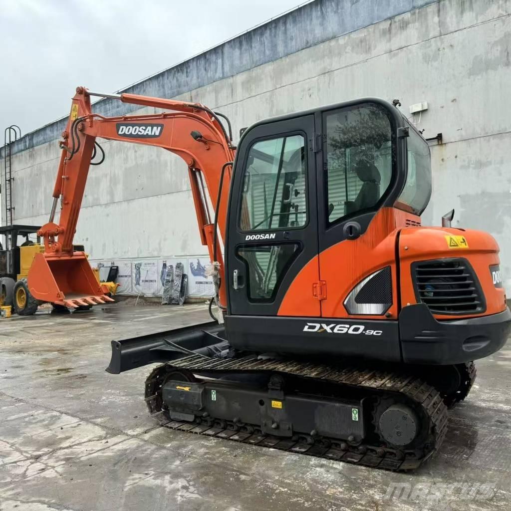 Doosan DX 60-9 C Mini excavadoras < 7t