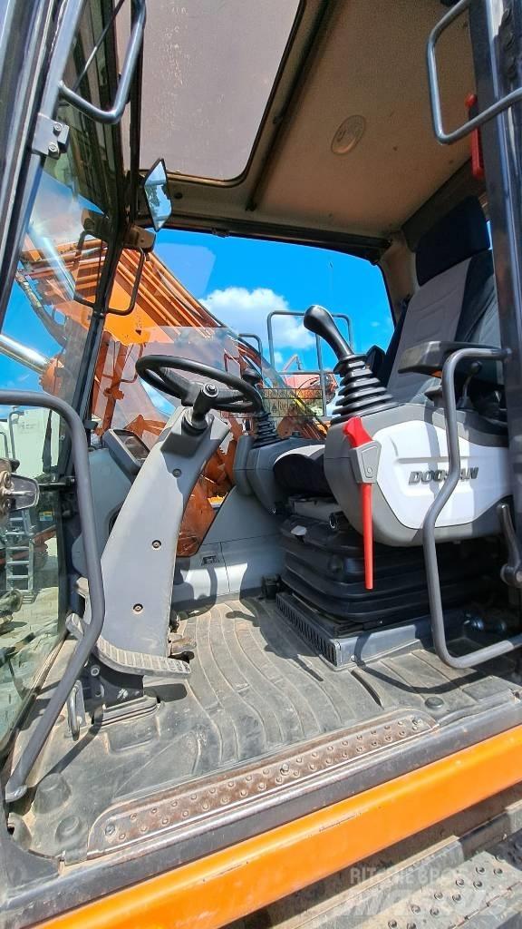 Doosan DX 160 W-3 Excavadoras de ruedas