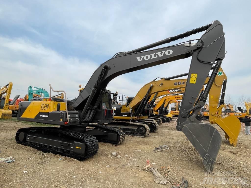 Volvo 240 Excavadoras de cadenas