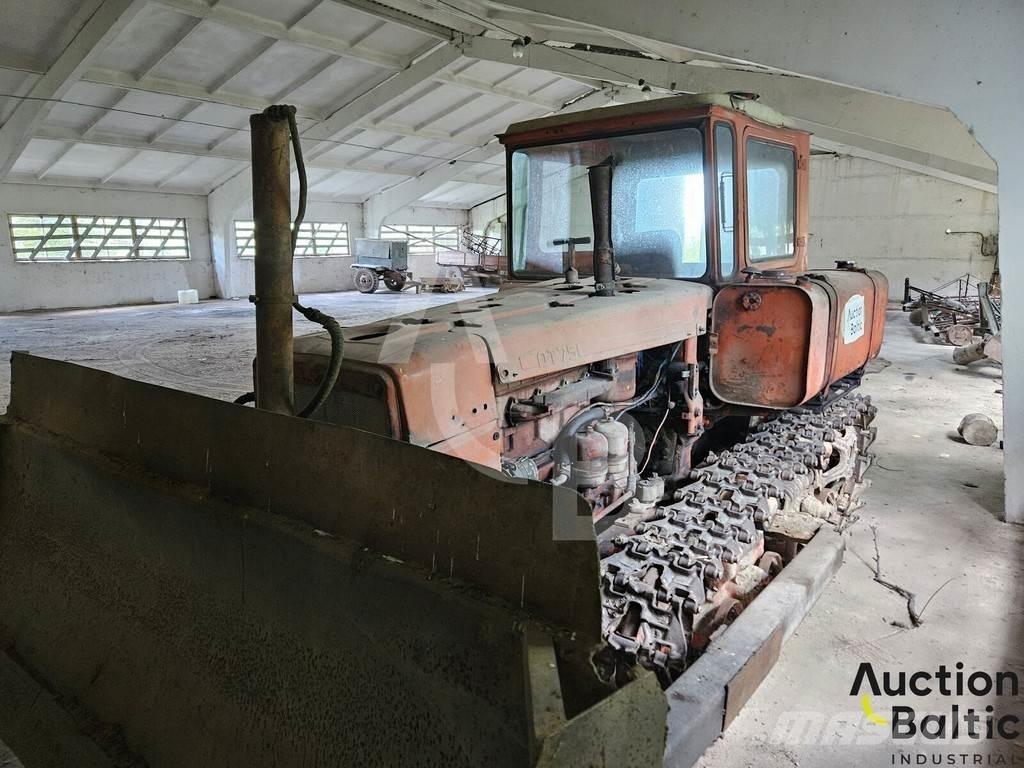  Onbekend DT-75 Buldozer sobre oruga