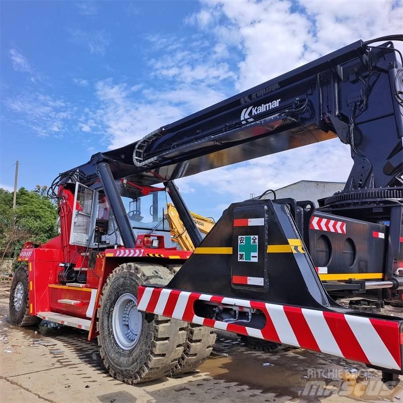 Kalmar DRF 450 Manipulador de contenedores