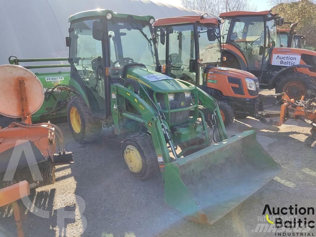 John Deere 2026R Tractores