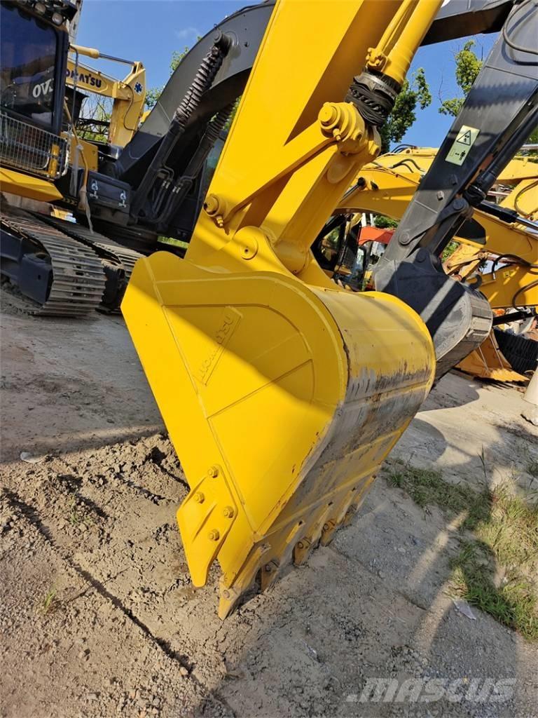 Komatsu PC 200-8 Excavadoras de cadenas