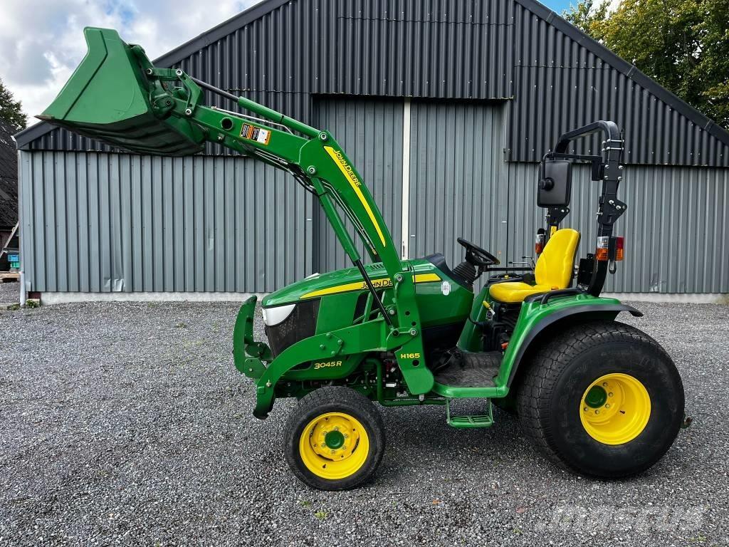 John Deere 3045 R Tractores
