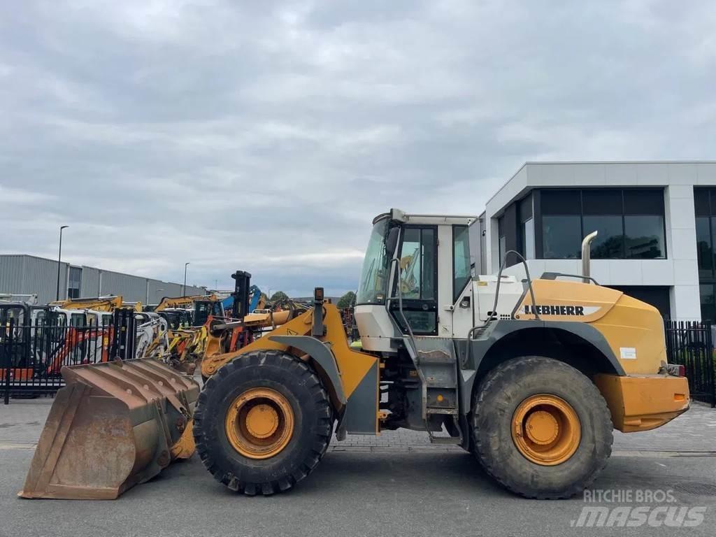 Liebherr L544 Cargadoras sobre ruedas