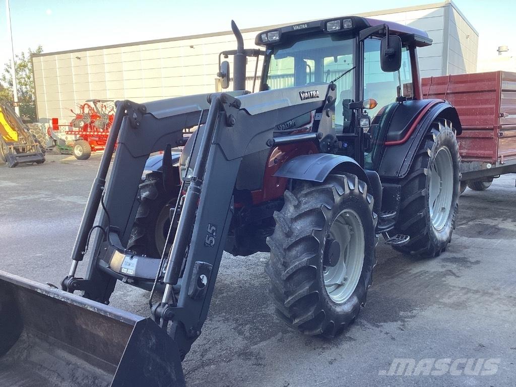 Valtra N141 Tractores