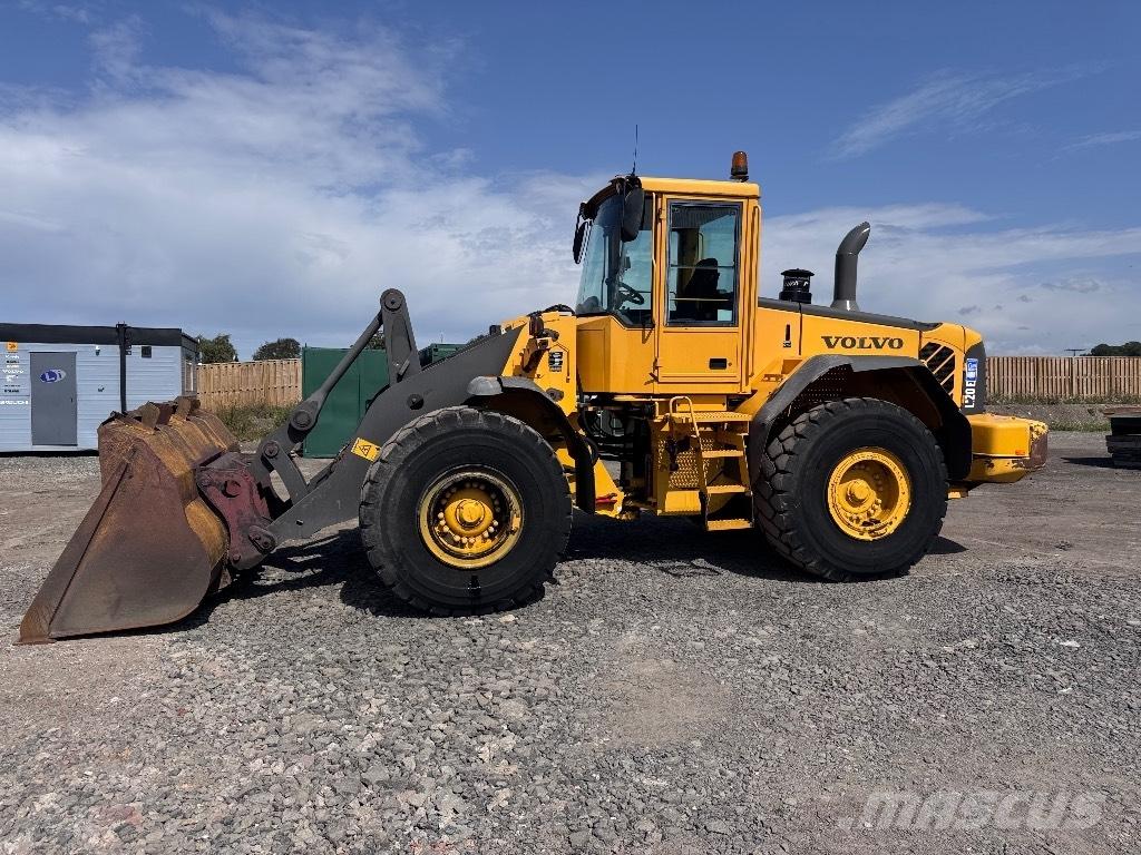 Volvo L 120 E Cargadoras sobre ruedas