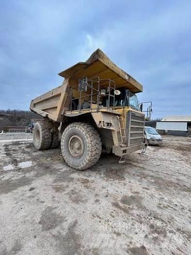 Komatsu HD605-7 Dúmpers de obra