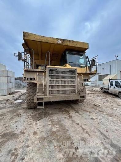 Komatsu HD605-7 Dúmpers de obra