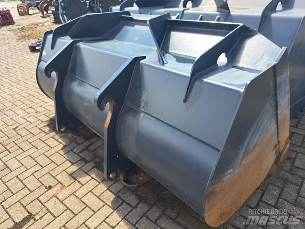 Hyundai HL955A Cucharones