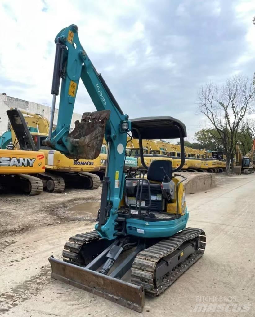 Kubota 25 Mini excavadoras < 7t