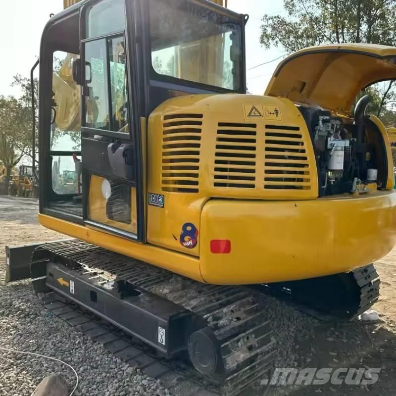 Komatsu PC 70 Excavadoras de cadenas