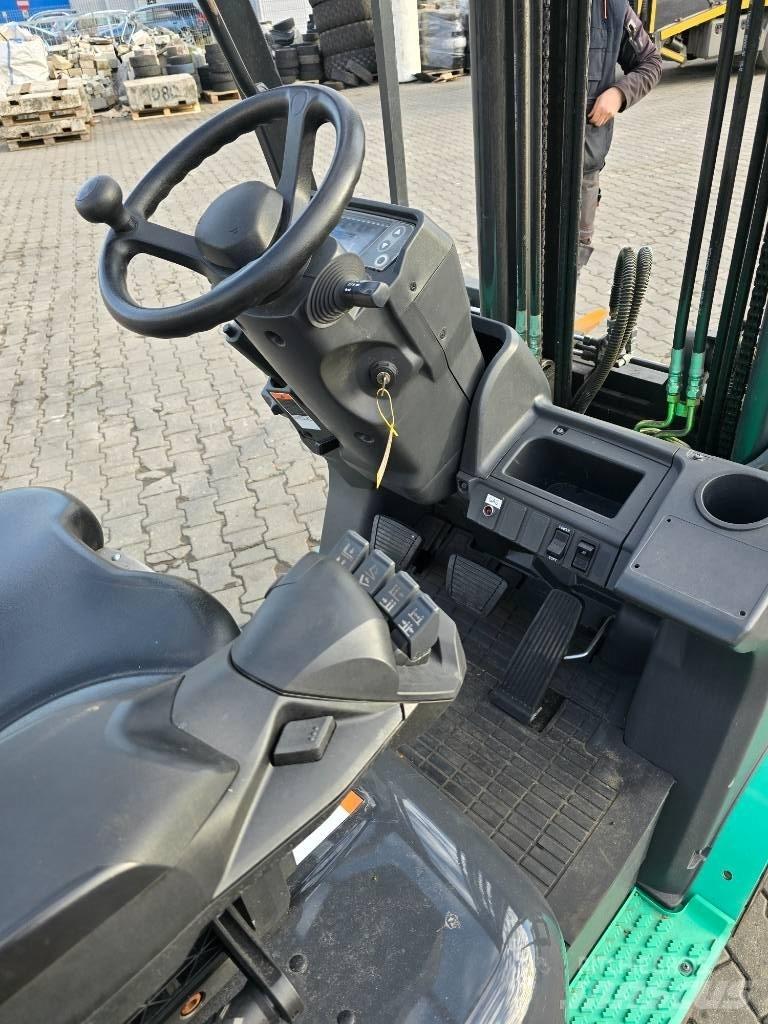 Mitsubishi FG 15 NT Carretillas LPG