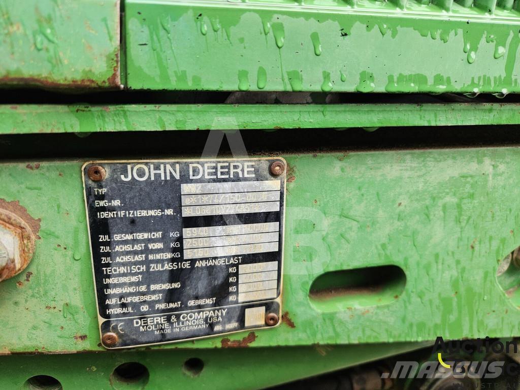 John Deere 6810 Tractores