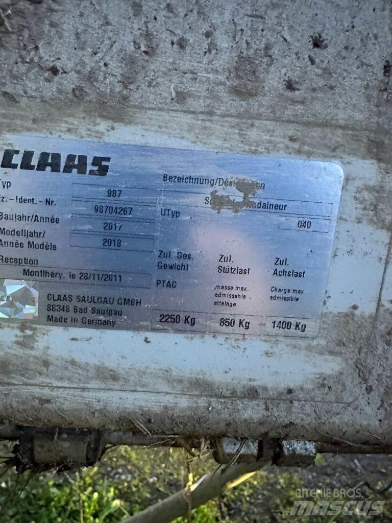 CLAAS Liner 2800 Rastrillos y henificadores