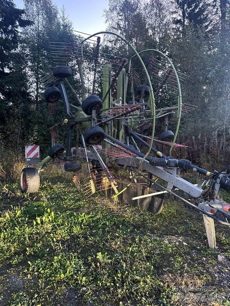 CLAAS Liner 2800 Rastrillos y henificadores