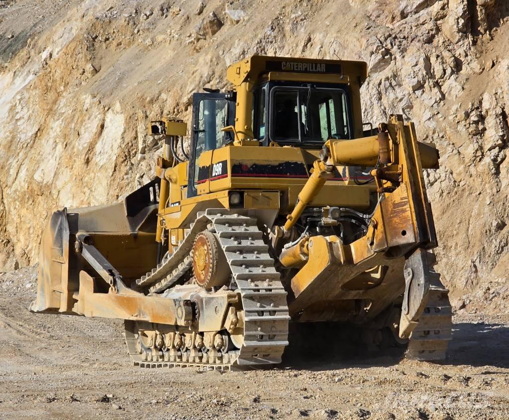 CAT D9R Buldozer sobre oruga
