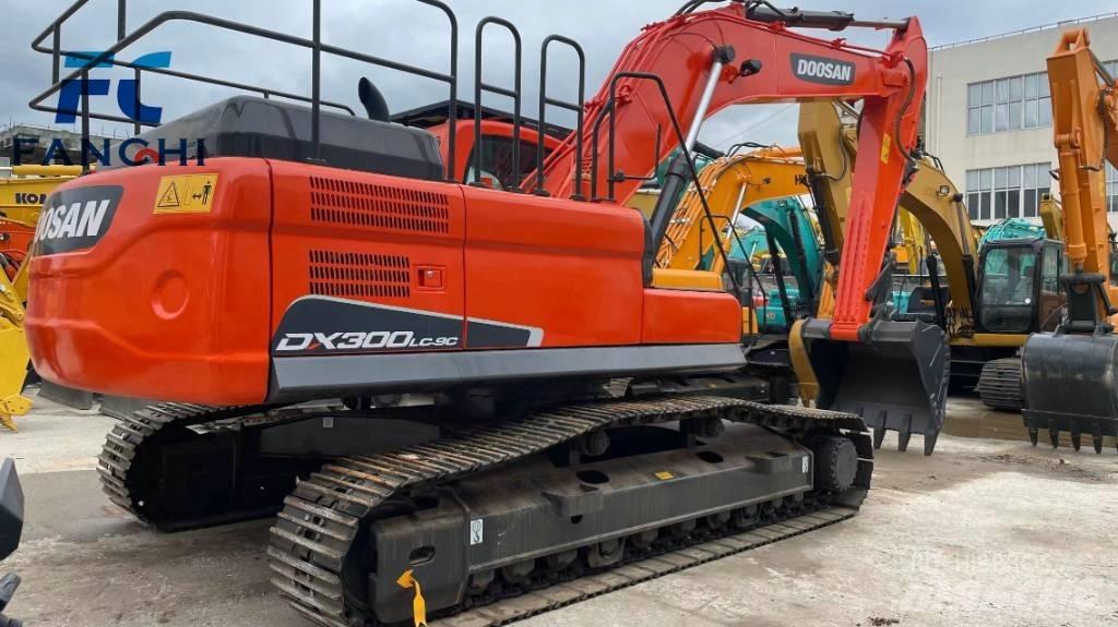 Doosan DX 300 LC Excavadoras de cadenas