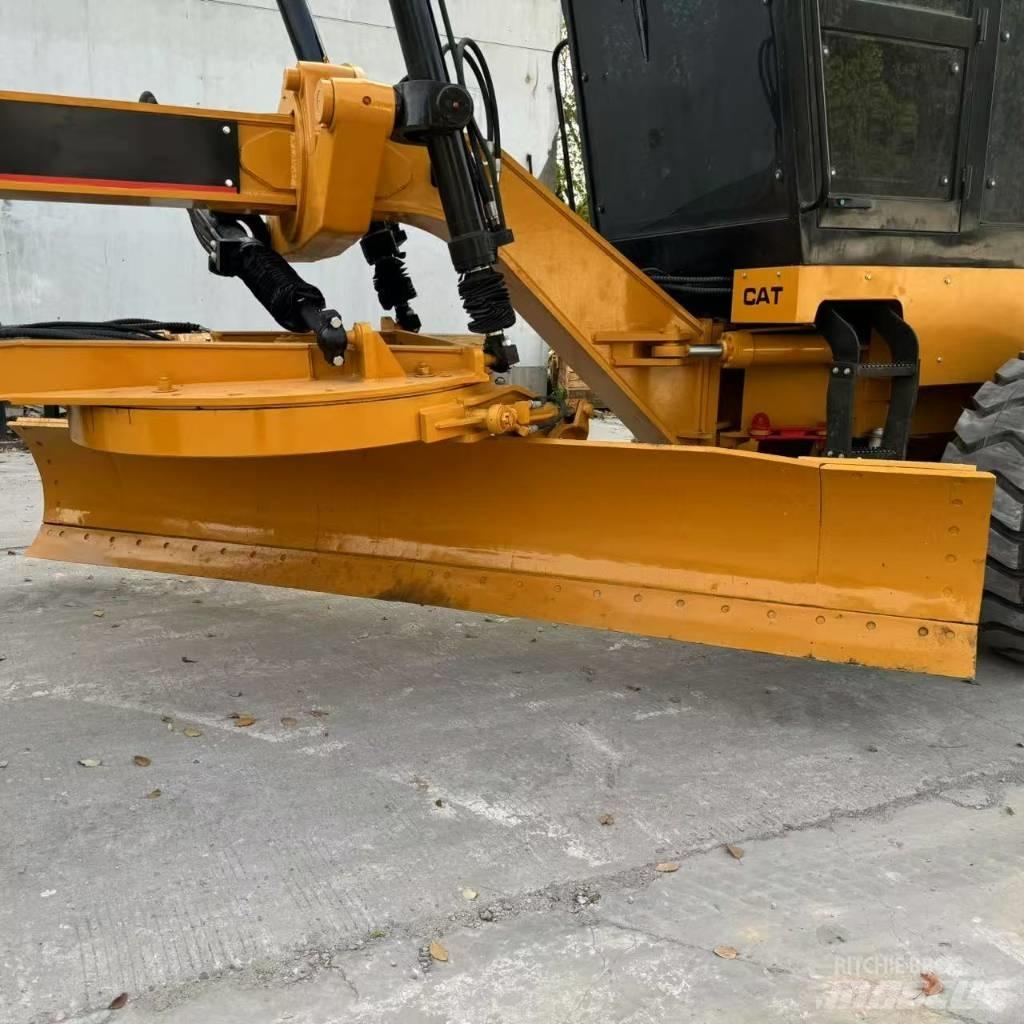 CAT 140 G Motoniveladoras