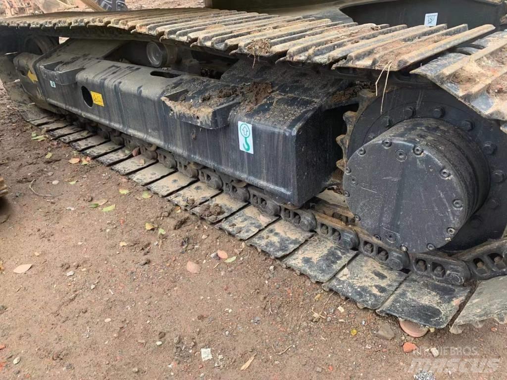 Komatsu PC 120-8 Excavadoras de cadenas