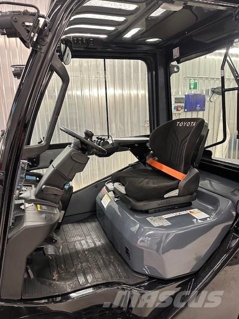 Toyota 52-8 FDF 30 Carretillas diesel