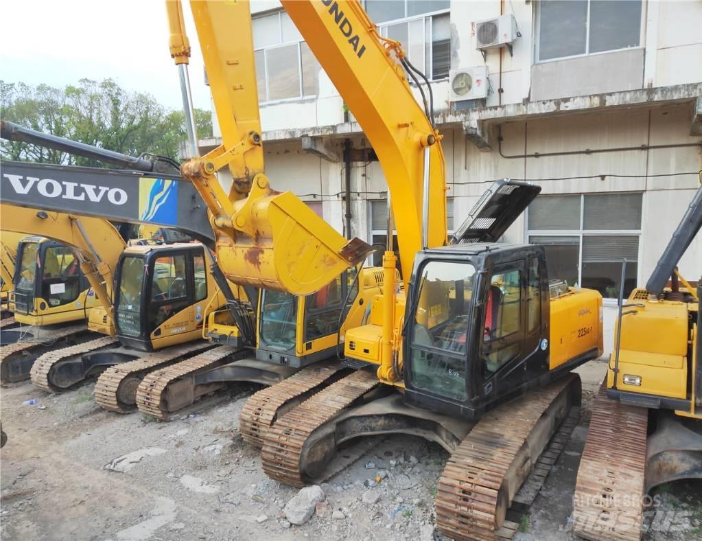 Hyundai R225LC-7 Excavadoras de cadenas