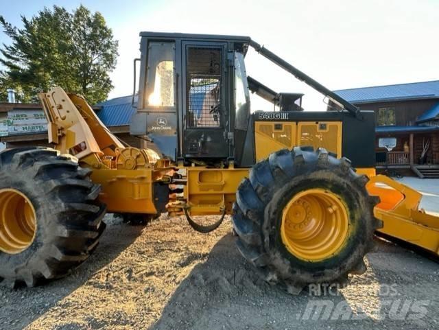 John Deere 540 G III Arrastrador de troncos