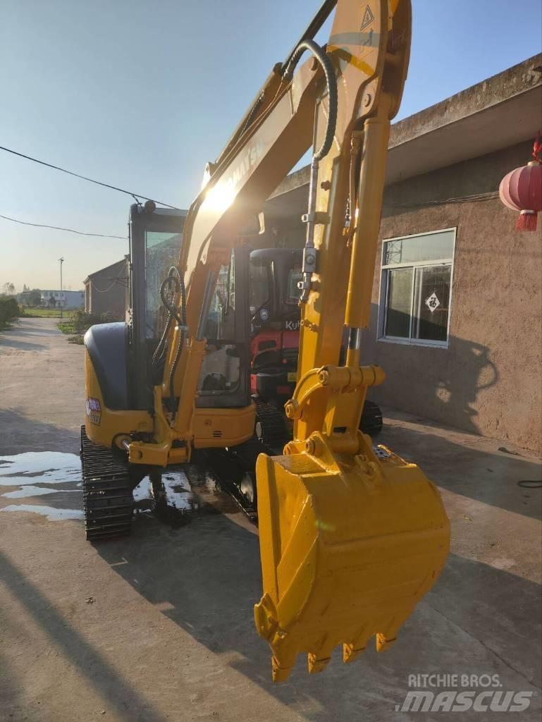 Komatsu PC 35 MR Mini excavadoras < 7t