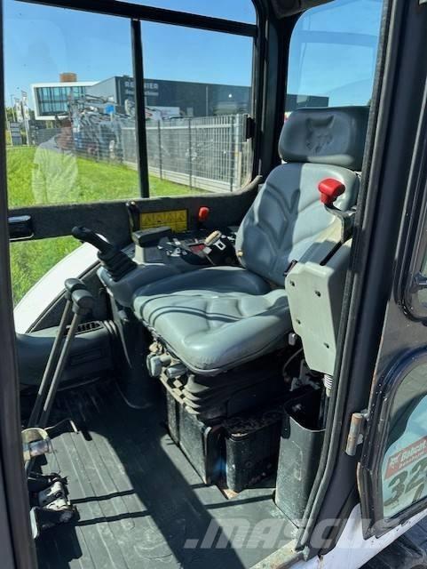 Bobcat 328 Mini excavadoras < 7t