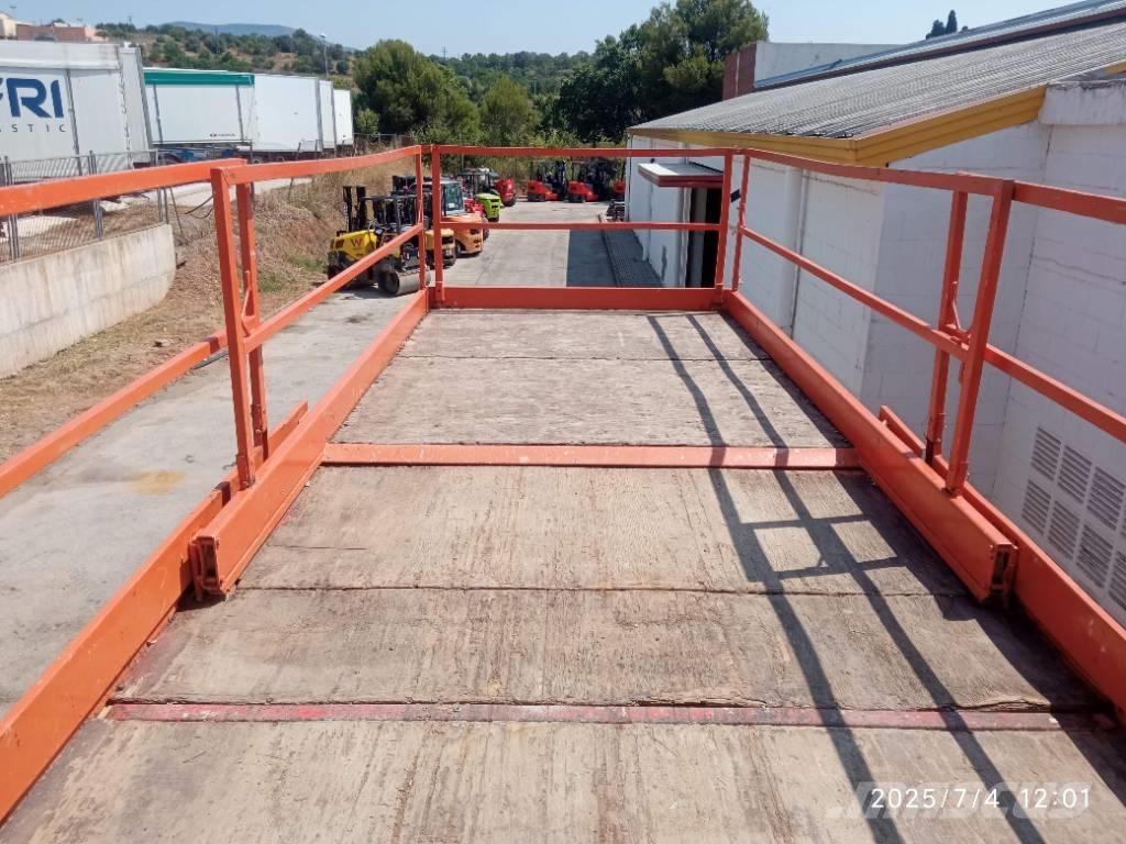 JLG 203-24 Plataformas tijera