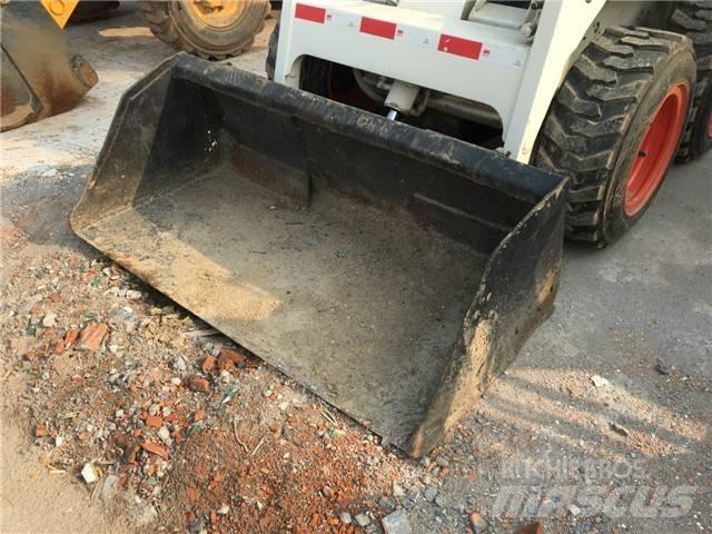 Bobcat S 130 Minicargadoras