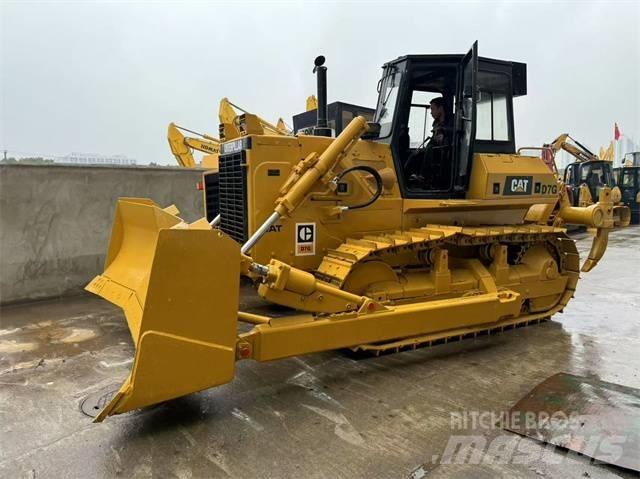 CAT D 7 G Buldozer sobre oruga