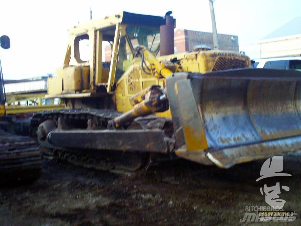 CAT D 8 K Buldozer sobre oruga