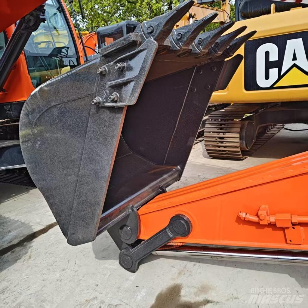 Doosan DX 225 Excavadoras de cadenas
