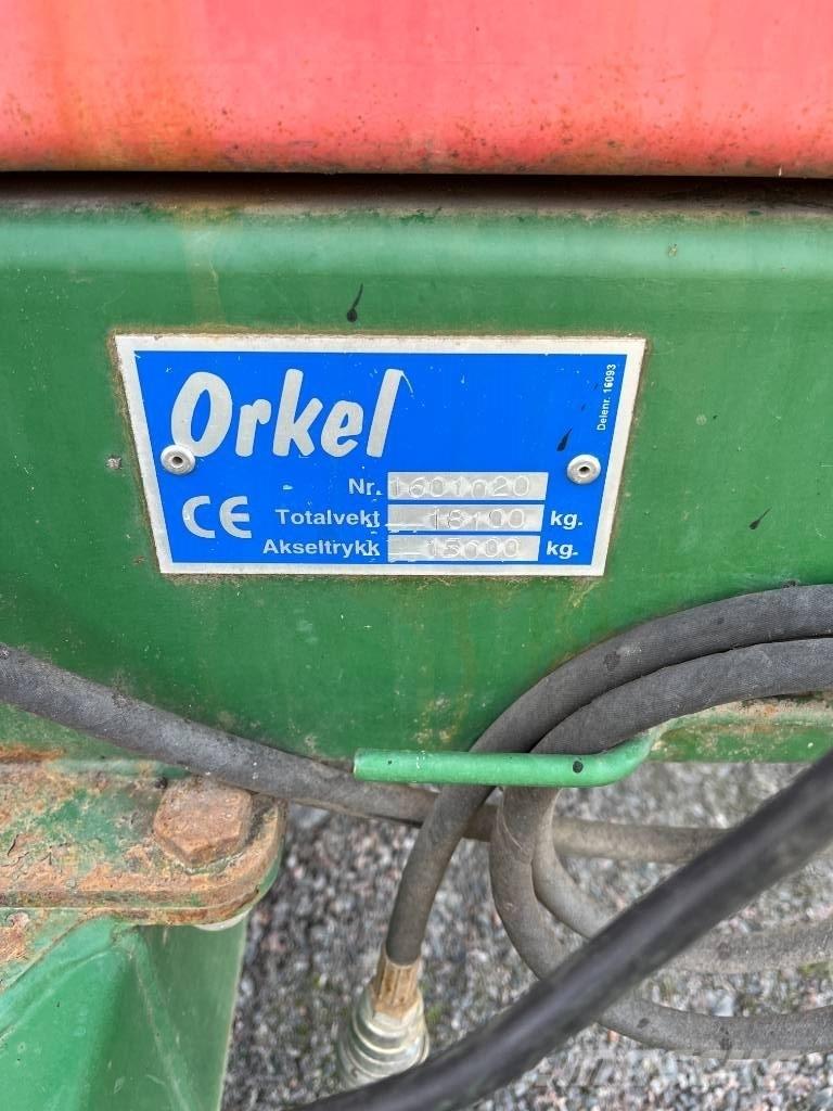 Orkel T 140 Remolque para grano
