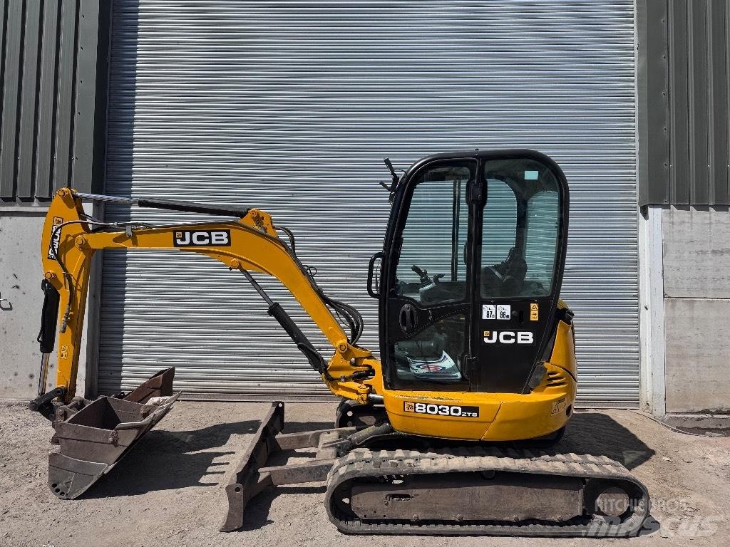 JCB 8030 ZTS Mini excavadoras < 7t