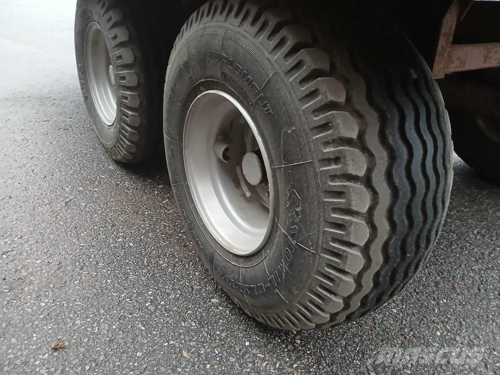 Kipa Perävaunu Remolques multifunción