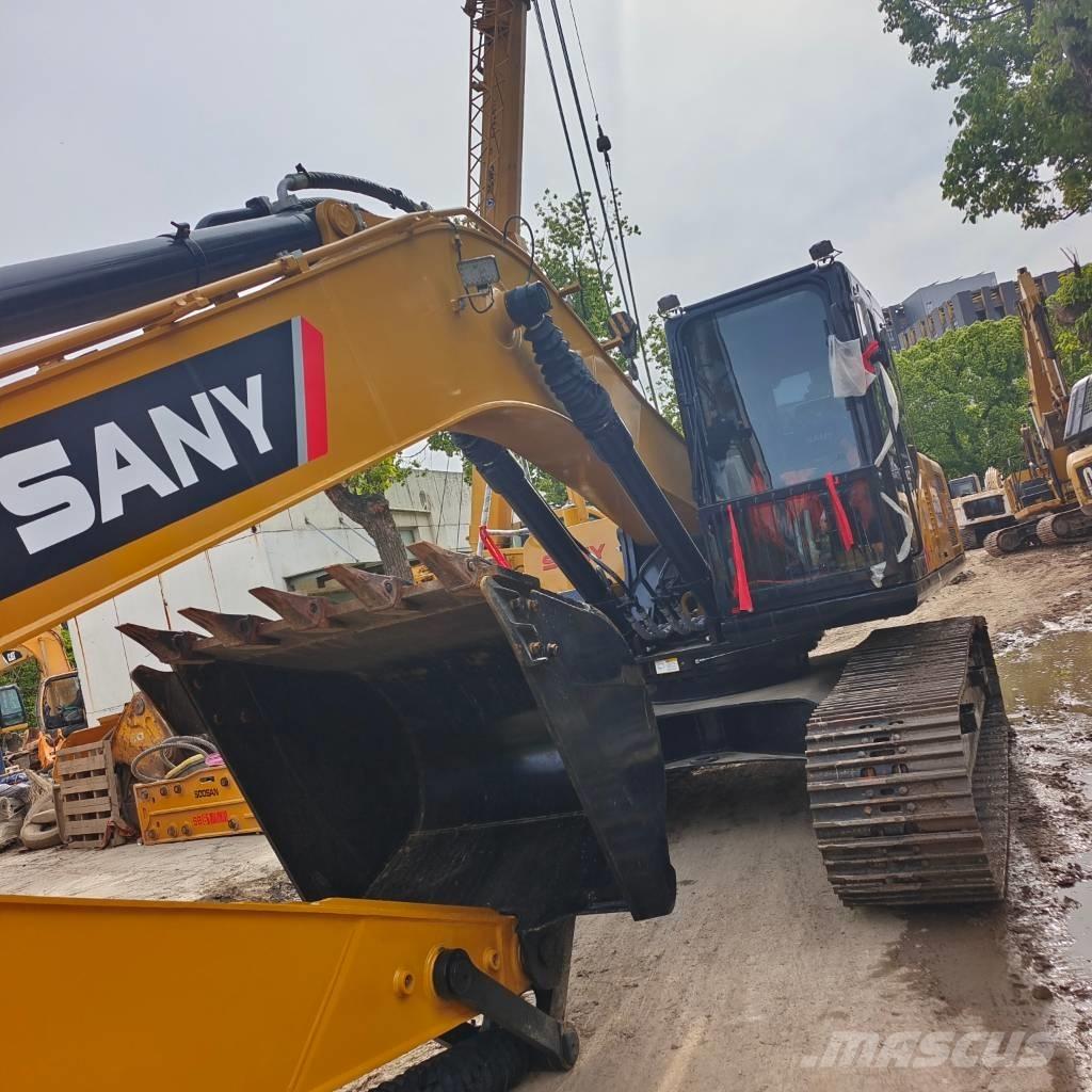 Sany SY 235 H Excavadoras de cadenas