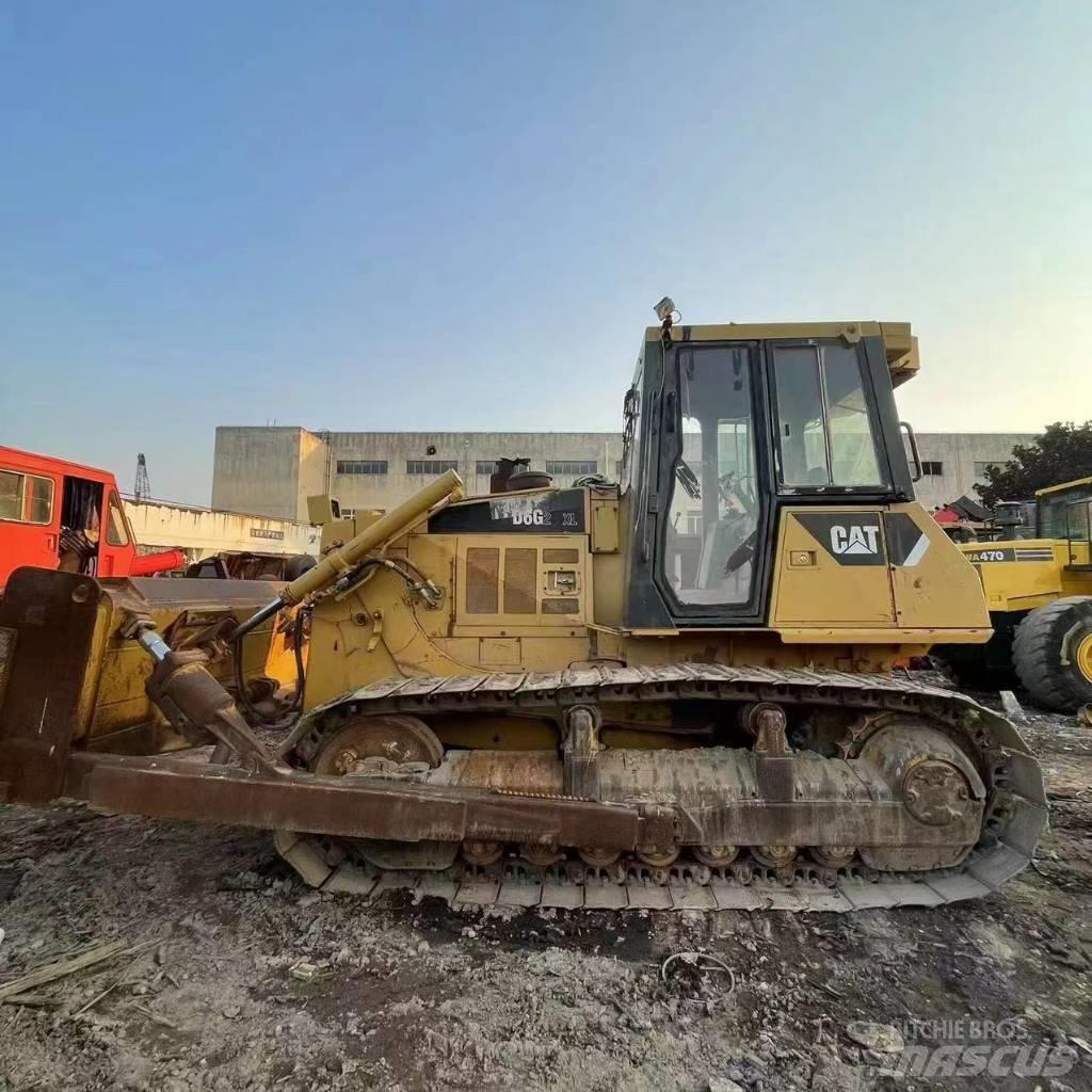 CAT D 6 G Buldozer sobre oruga