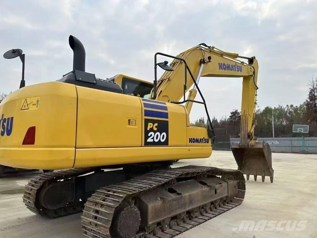 Komatsu PC 200 Excavadoras de cadenas