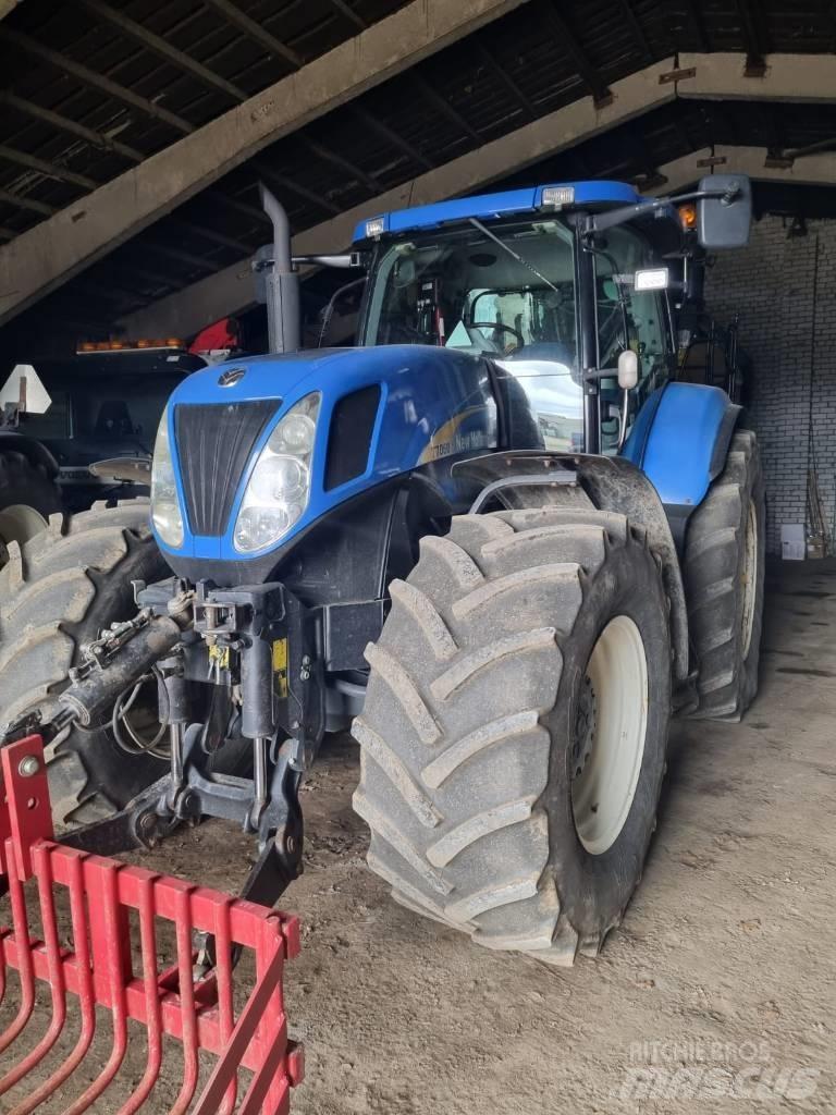New Holland T 7060 Tractores