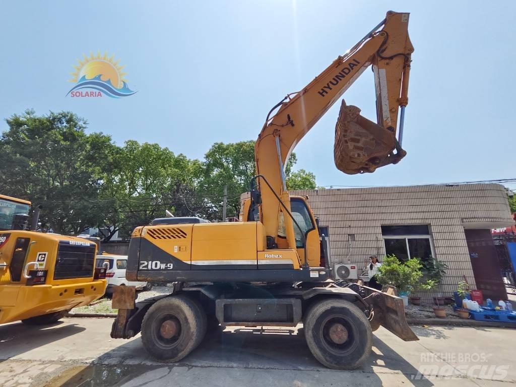 Hyundai R210W-9 Excavadoras de ruedas